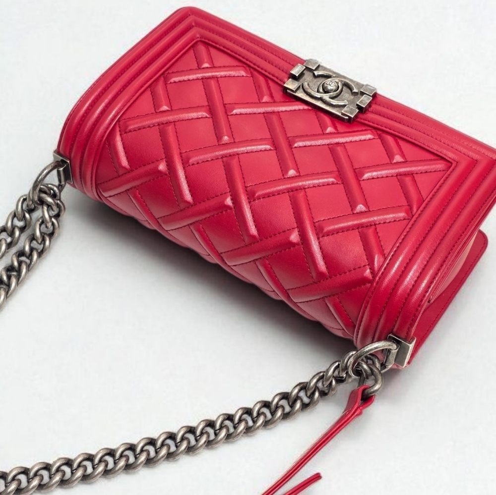 ✨️Authentic Limited Edition Chanel Boy Flap Medium Bag - Picture 4 of 17